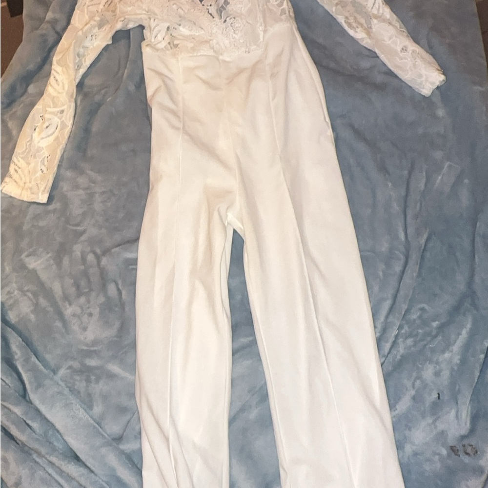 Chic White Jumpsuit with Wrap Front and Wide-Leg Design